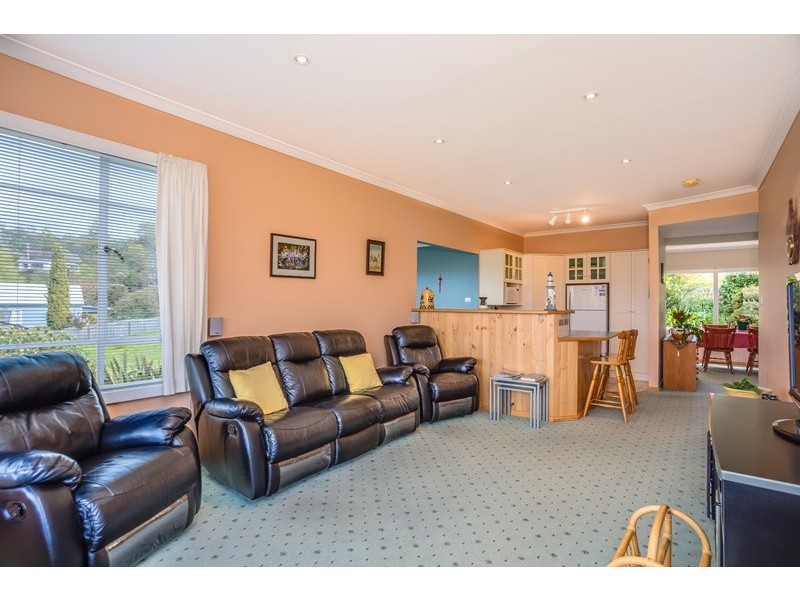 12 Killara Ave, Lanena TAS 7275