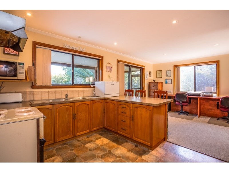 166 Main Road, Exeter TAS 7275