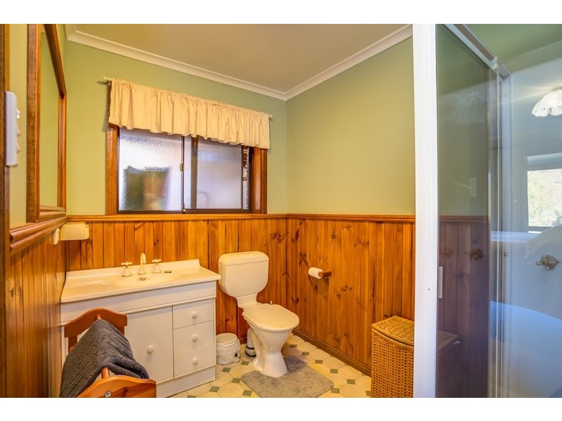 166 Main Road, Exeter TAS 7275
