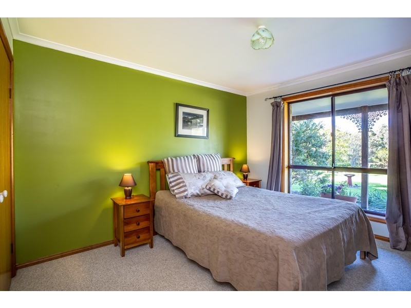 166 Main Road, Exeter TAS 7275