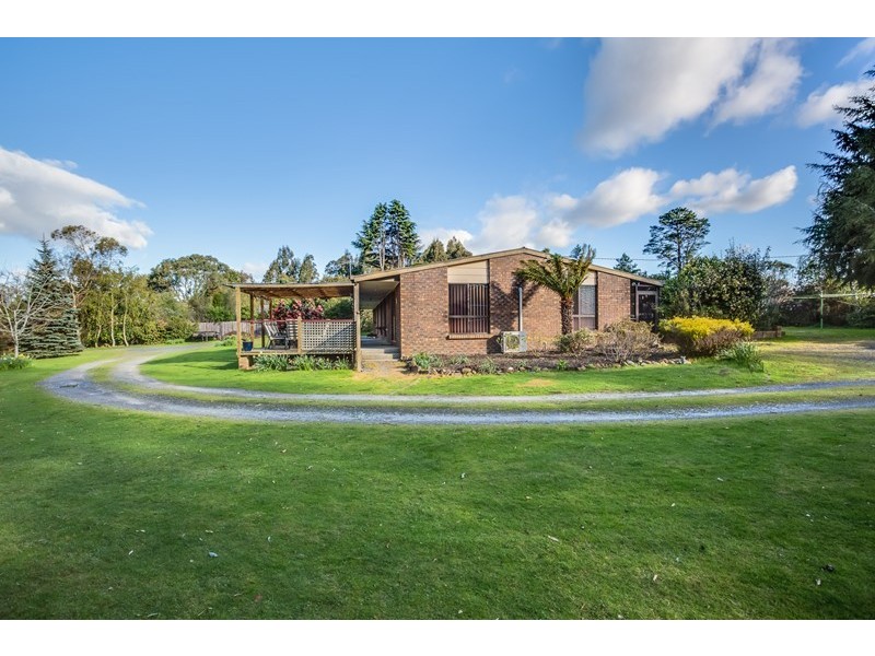 166 Main Road, Exeter TAS 7275