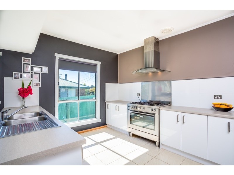 16 Crowther Street, Beaconsfield TAS 7270