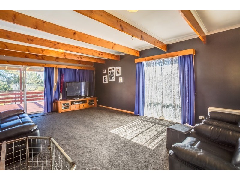 16 Crowther Street, Beaconsfield TAS 7270