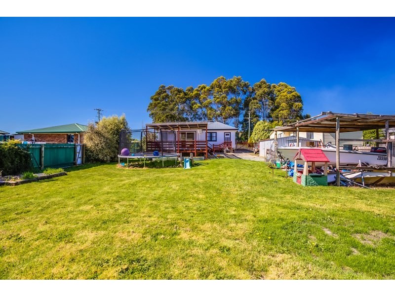 16 Crowther Street, Beaconsfield TAS 7270