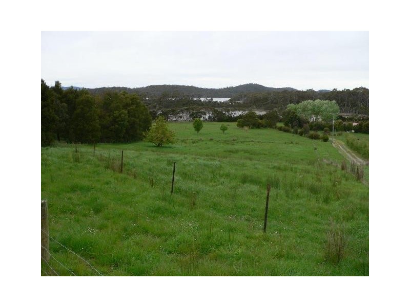Lots1-4, 8 Flinders Street, Beauty Point TAS 7270