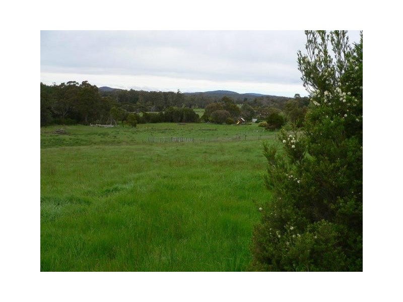 Lots1-4, 8 Flinders Street, Beauty Point TAS 7270