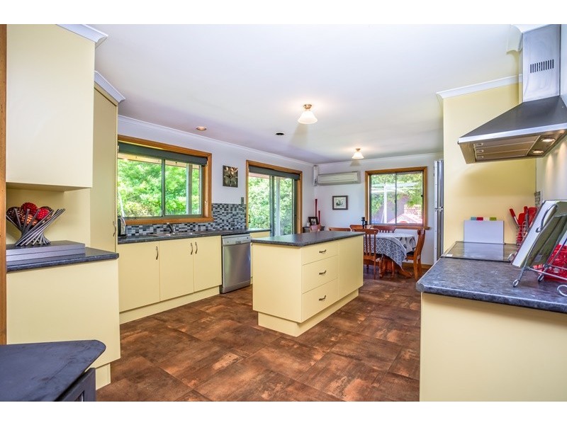 6 Swan Point Road, Swan Point TAS 7275