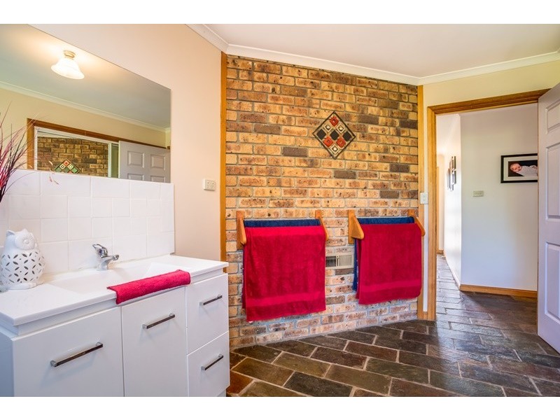 6 Swan Point Road, Swan Point TAS 7275