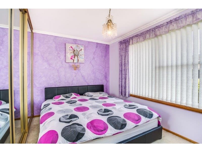 5 Julie Crescent, Newnham TAS 7248