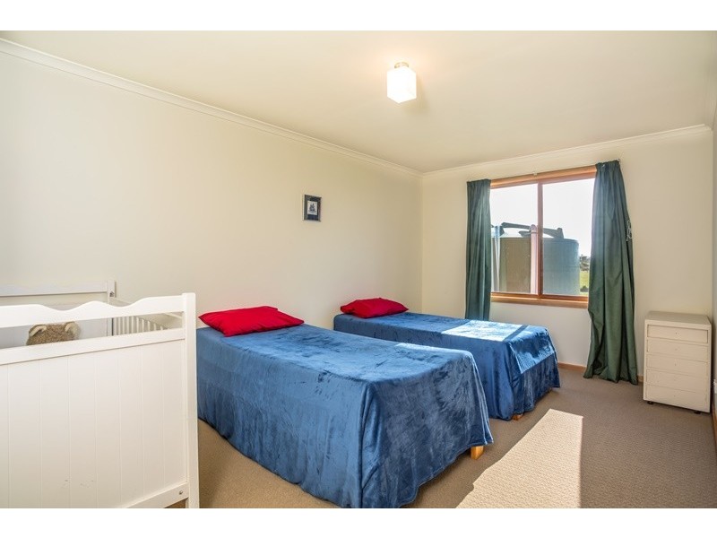 389 Clarence Point Road, Clarence Point TAS 7270