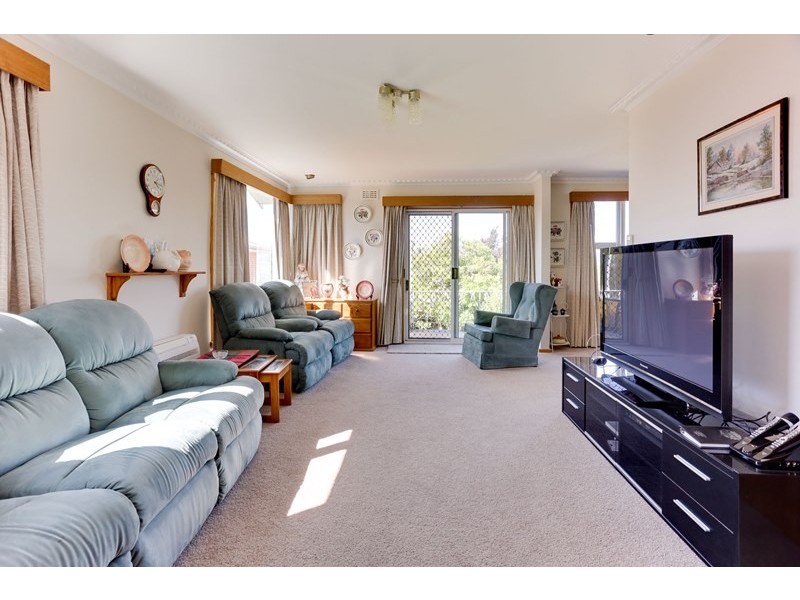 17 Redwood Cres, Youngtown TAS 7249