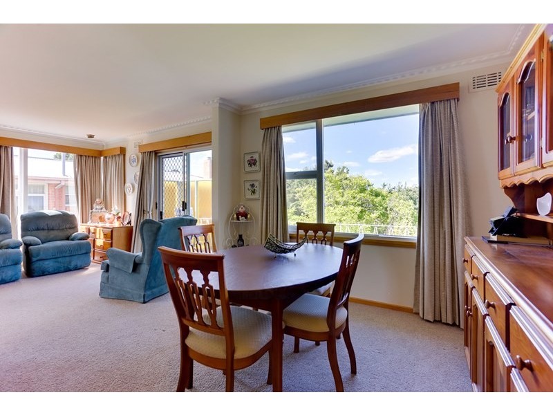 17 Redwood Cres, Youngtown TAS 7249