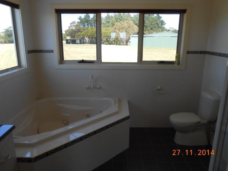 145 Bevic Road, Clarence Point TAS 7270