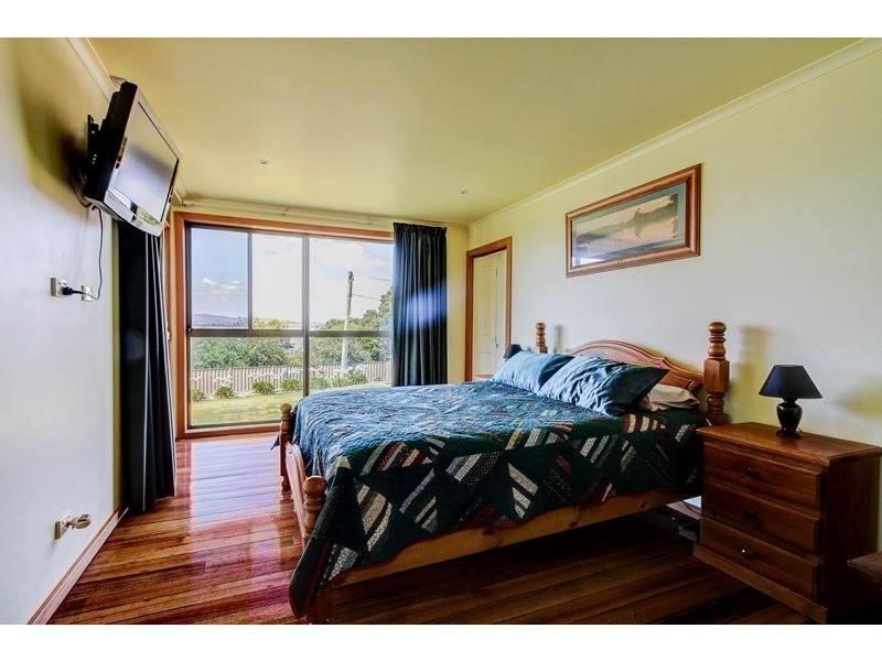 3 Crozier Street, Beauty Point TAS 7270
