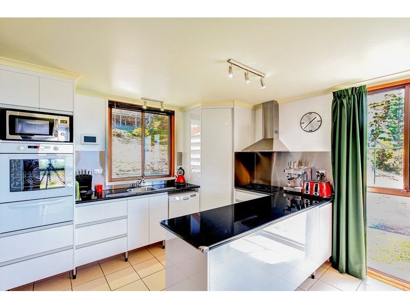 3 Crozier Street, Beauty Point TAS 7270