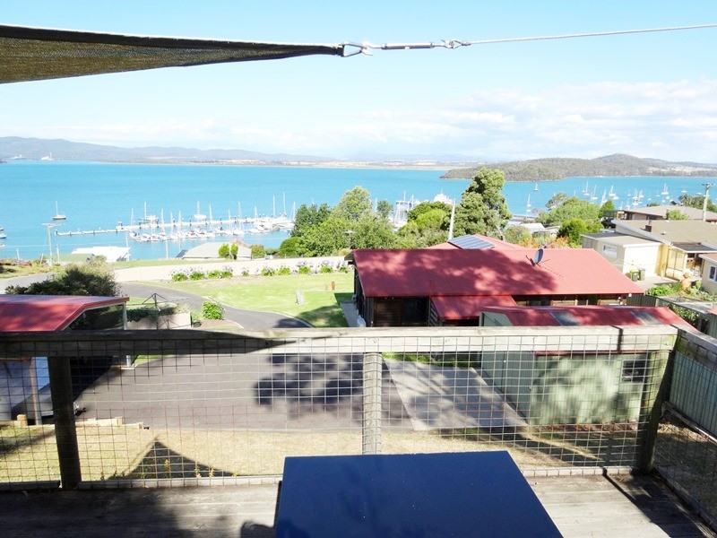 3 Crozier Street, Beauty Point TAS 7270