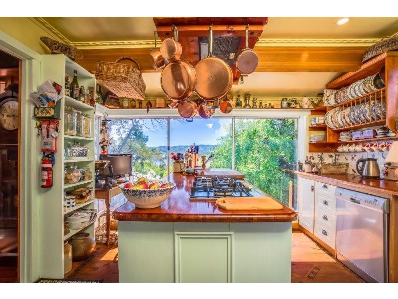 180 Paper Beach Road, Swan Point TAS 7275