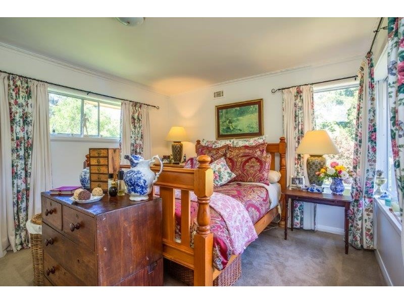 180 Paper Beach Road, Swan Point TAS 7275