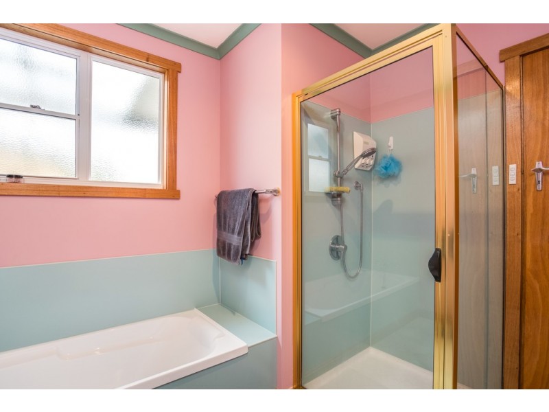 19 West Arm Road, Beauty Point TAS 7270