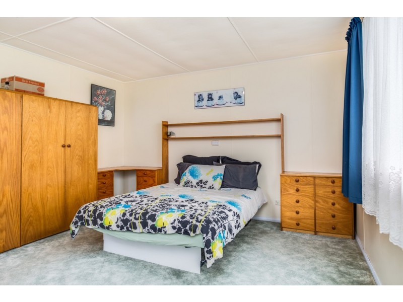 19 West Arm Road, Beauty Point TAS 7270