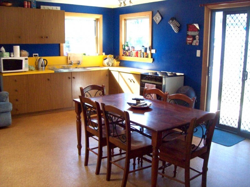 105 Main Road, Ulverstone TAS 7315