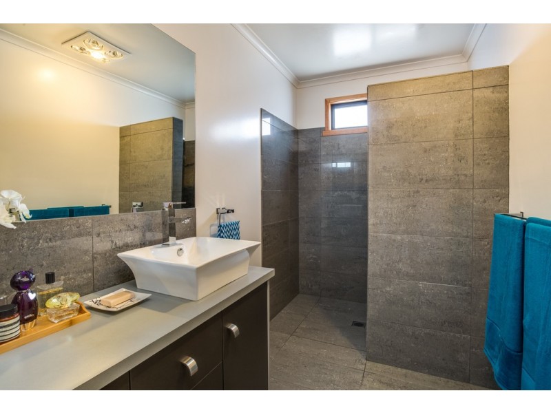 106 Soldiers Settlement Road, George Town TAS 7253