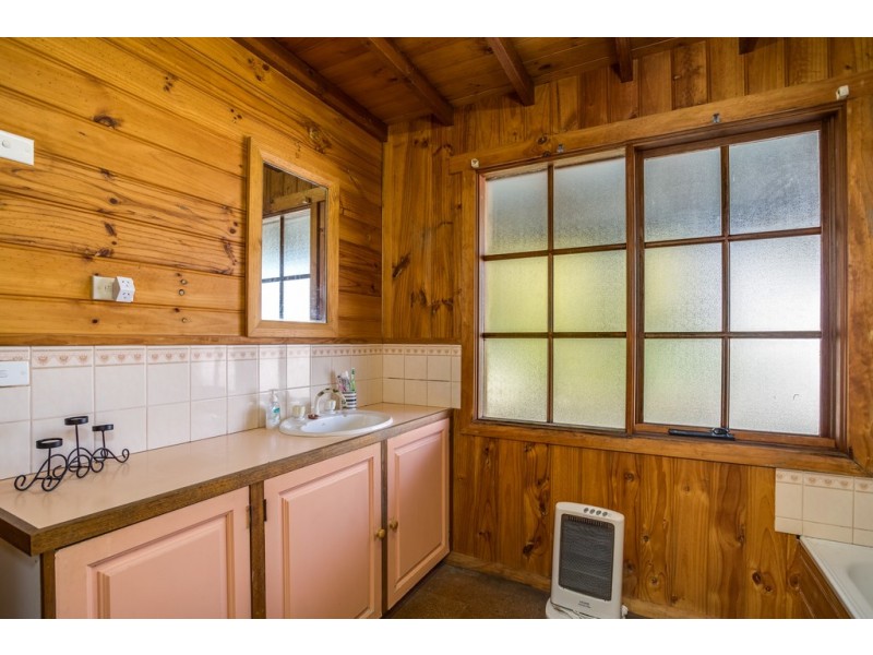 391 Gravelly Beach Road, Gravelly Beach TAS 7276