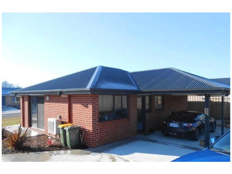 8 Lauren Court, Exeter TAS 7275