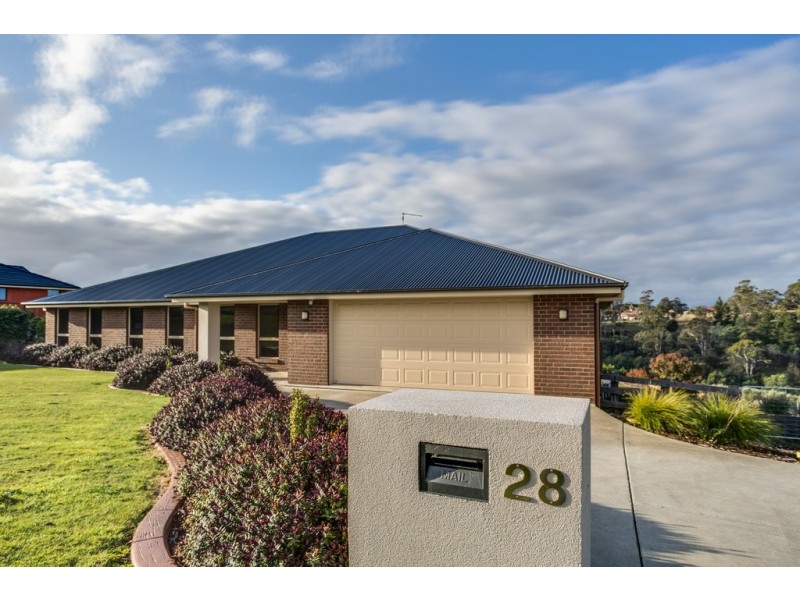 28 Skyline Avenue, Grindelwald TAS 7277