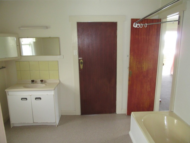 33 Ross Street, Beauty Point TAS 7270