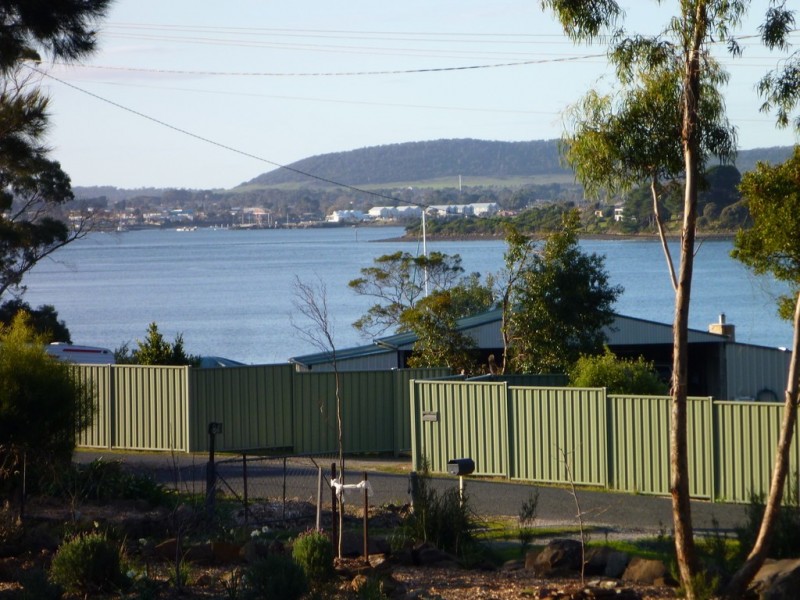 88 Sunset Boulevard, Clarence Point TAS 7270