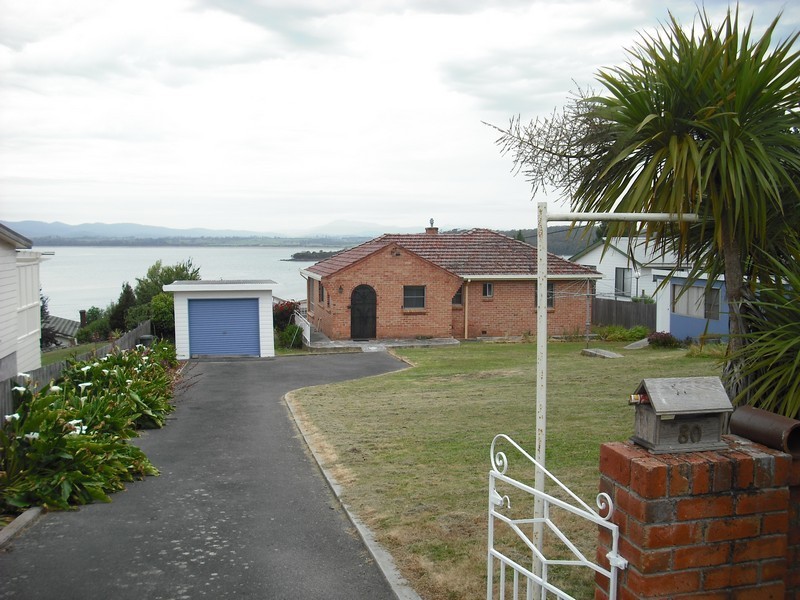 80 Robert Street, Beauty Point TAS 7270