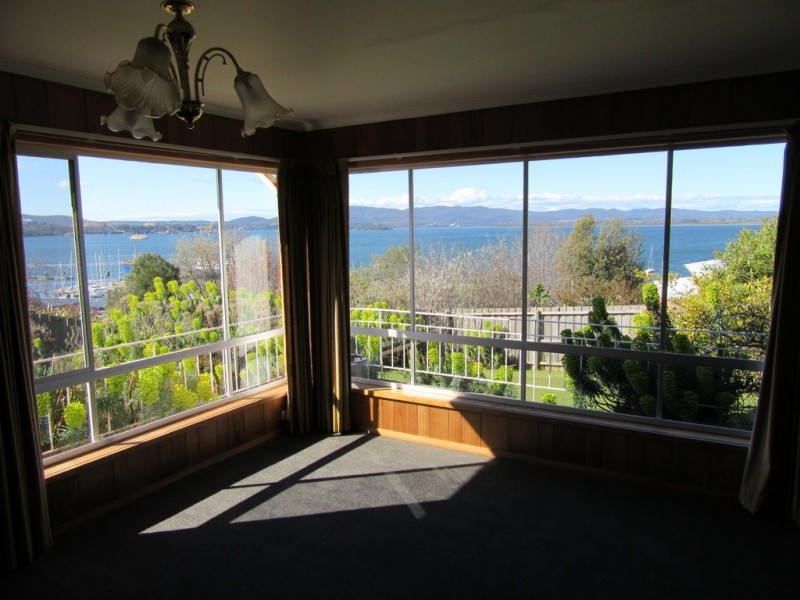 80 Robert Street, Beauty Point TAS 7270