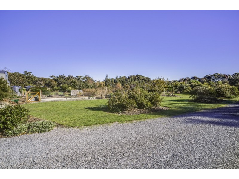 126 Clarence Point Road, Clarence Point TAS 7270