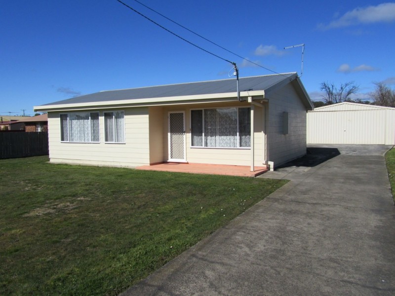 17 Beatty Street, Beauty Point TAS 7270