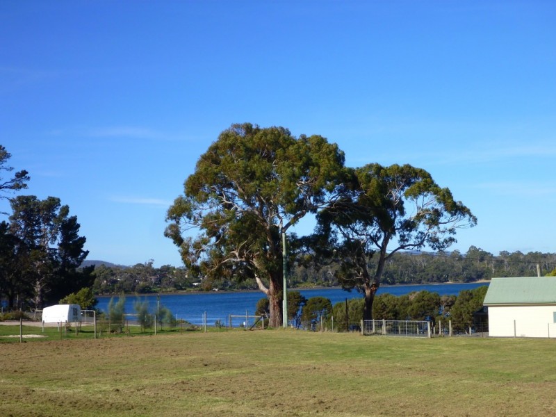 32 Sunset Blvd, Clarence Point TAS 7270
