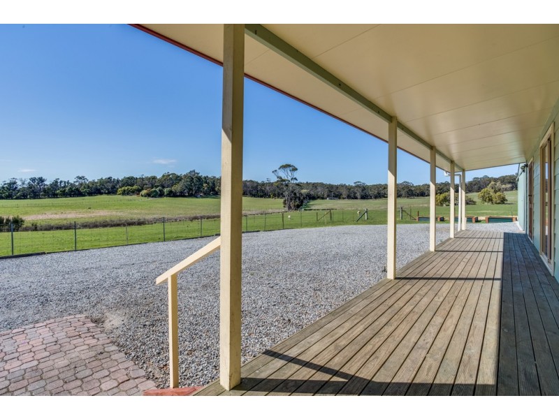 279 West Arm Road, Beauty Point TAS 7270