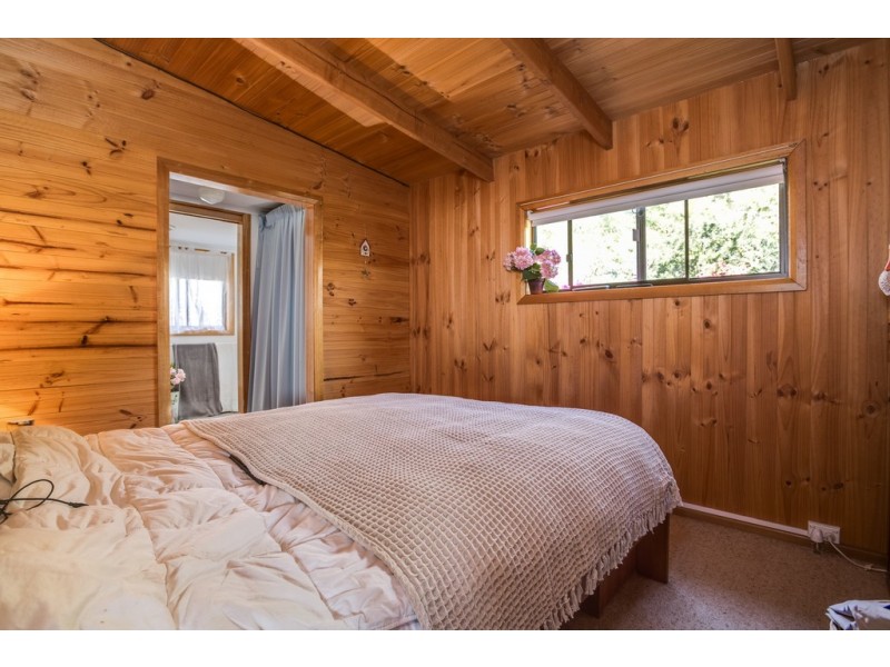 180 Tasman Highway, Bicheno TAS 7215