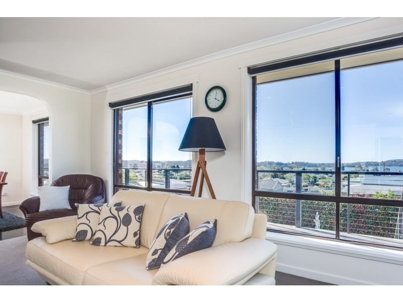 2 Ernest Street, Beauty Point TAS 7270