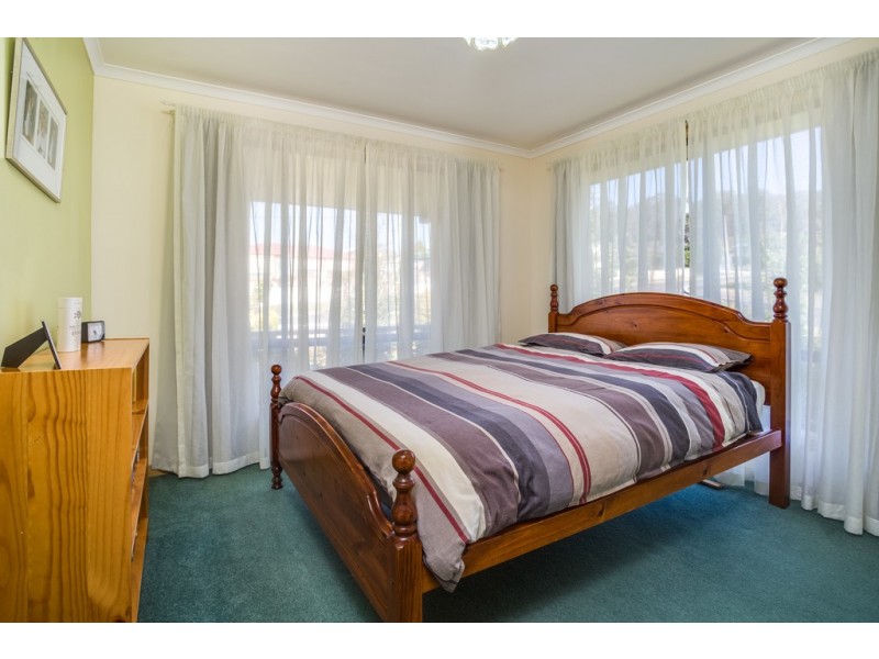 2 Ernest Street, Beauty Point TAS 7270