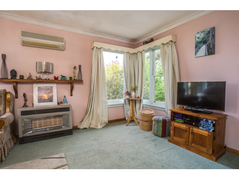 6 Lanena Crescent, Lanena TAS 7275