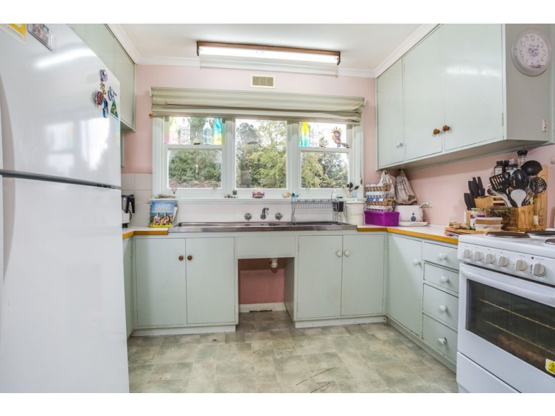 6 Lanena Crescent, Lanena TAS 7275