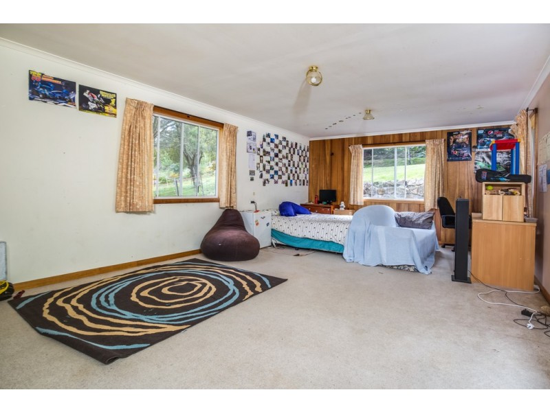 6 Lanena Crescent, Lanena TAS 7275