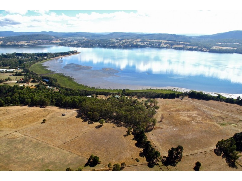 51 Calverts Lane, Gravelly Beach TAS 7276