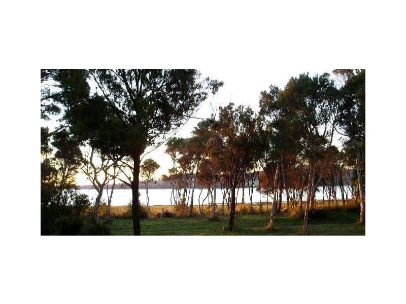 31 The Esplanade, Swan Point TAS 7275