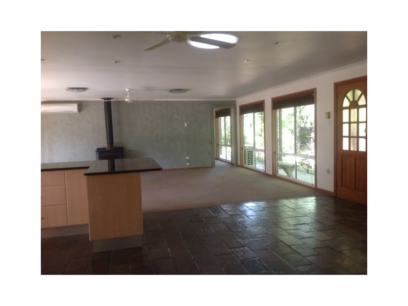 31 The Esplanade, Swan Point TAS 7275