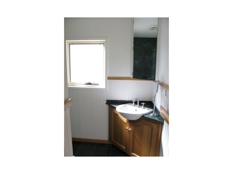 102 Flinders Street, Beauty Point TAS 7270