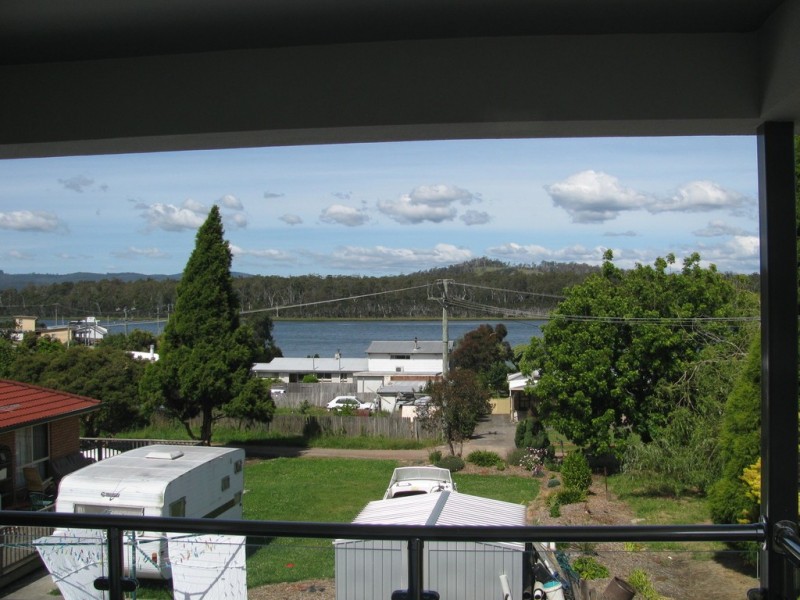 2/70 Gravelly Beach Road, Blackwall TAS 7275