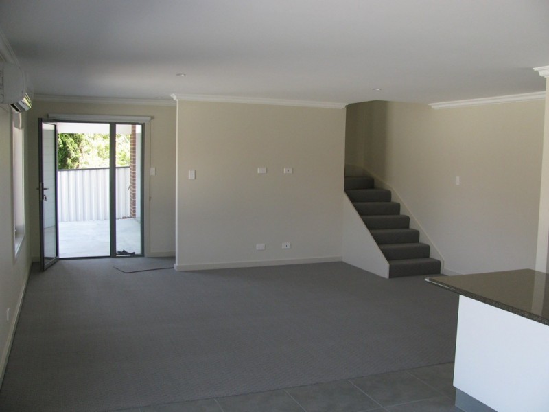 2/70 Gravelly Beach Road, Blackwall TAS 7275