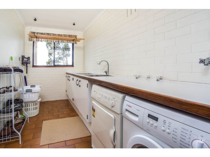 122 – 124 Oxford Street, Beauty Point TAS 7270